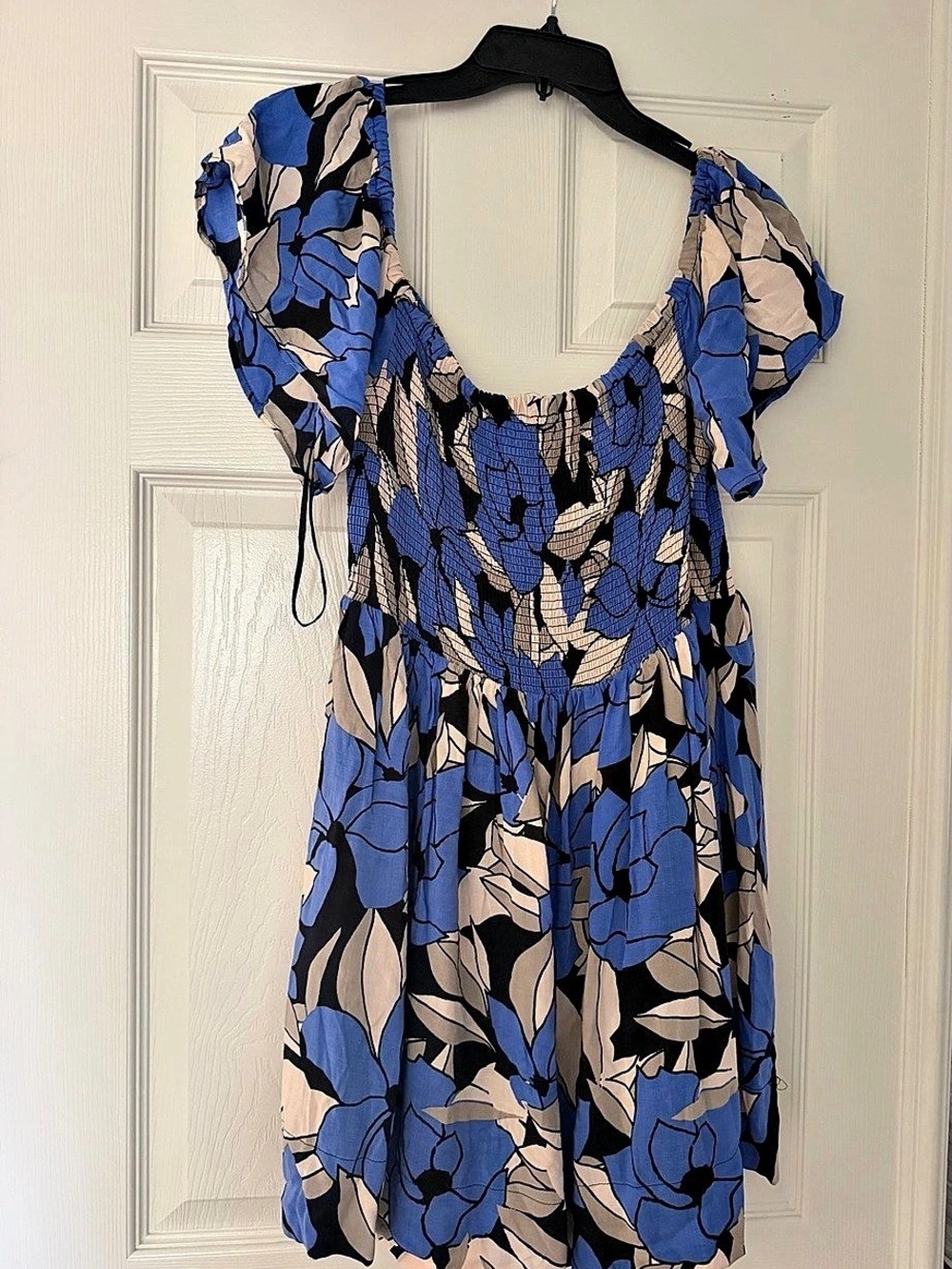 Free People Louise Smocked Mini Dress Floral Blue & Black Size Medium